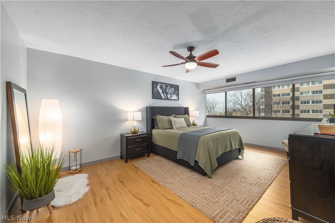 12550 Lake Avenue Lakewood OH 44107