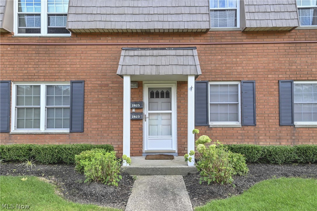 2823 Pease Drive Rocky River OH 44116