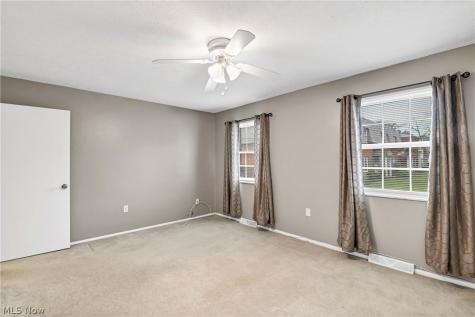 2823 Pease Drive Rocky River OH 44116