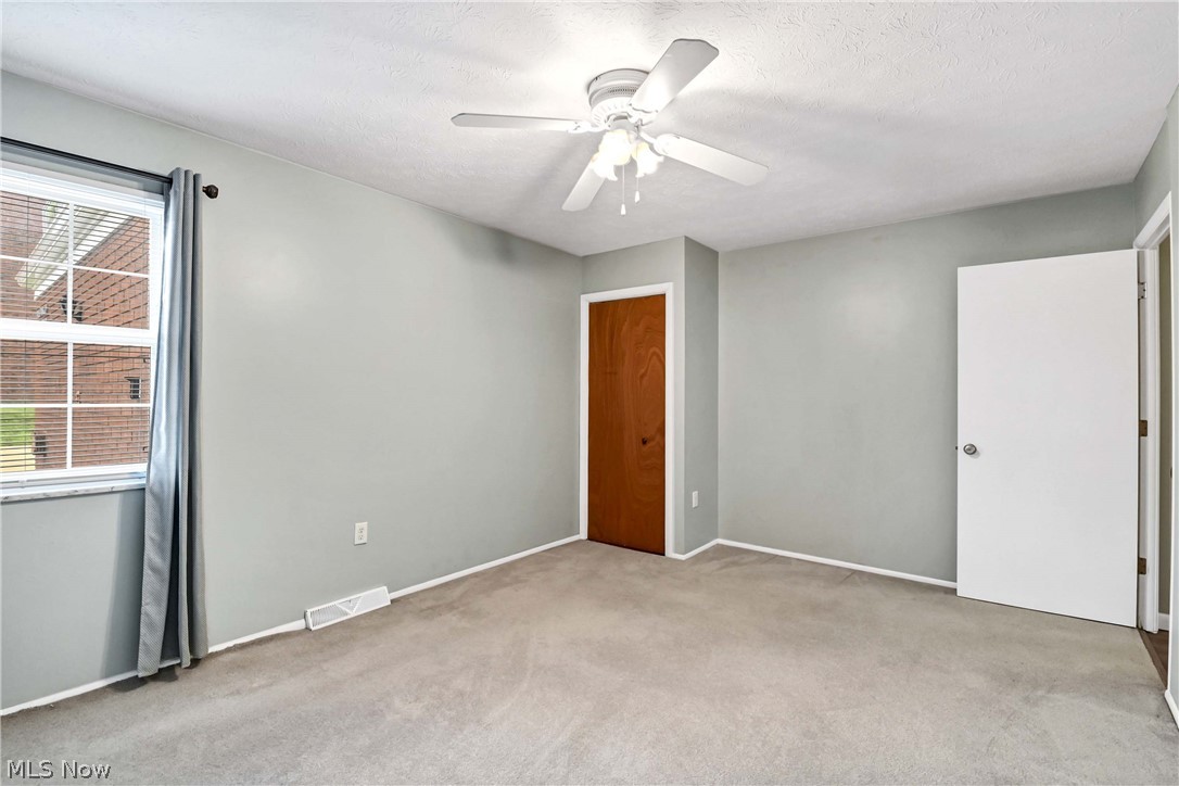 2823 Pease Drive Rocky River OH 44116