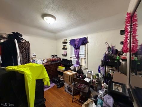 1464 E 250th Street Euclid OH 44117