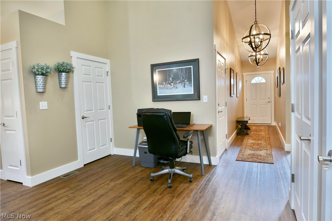 12 Bayview Circle Cortland OH 44410