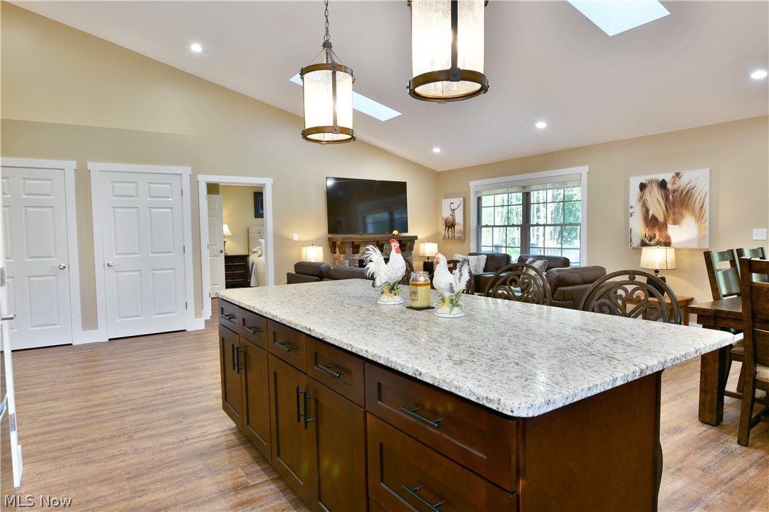 12 Bayview Circle Cortland OH 44410