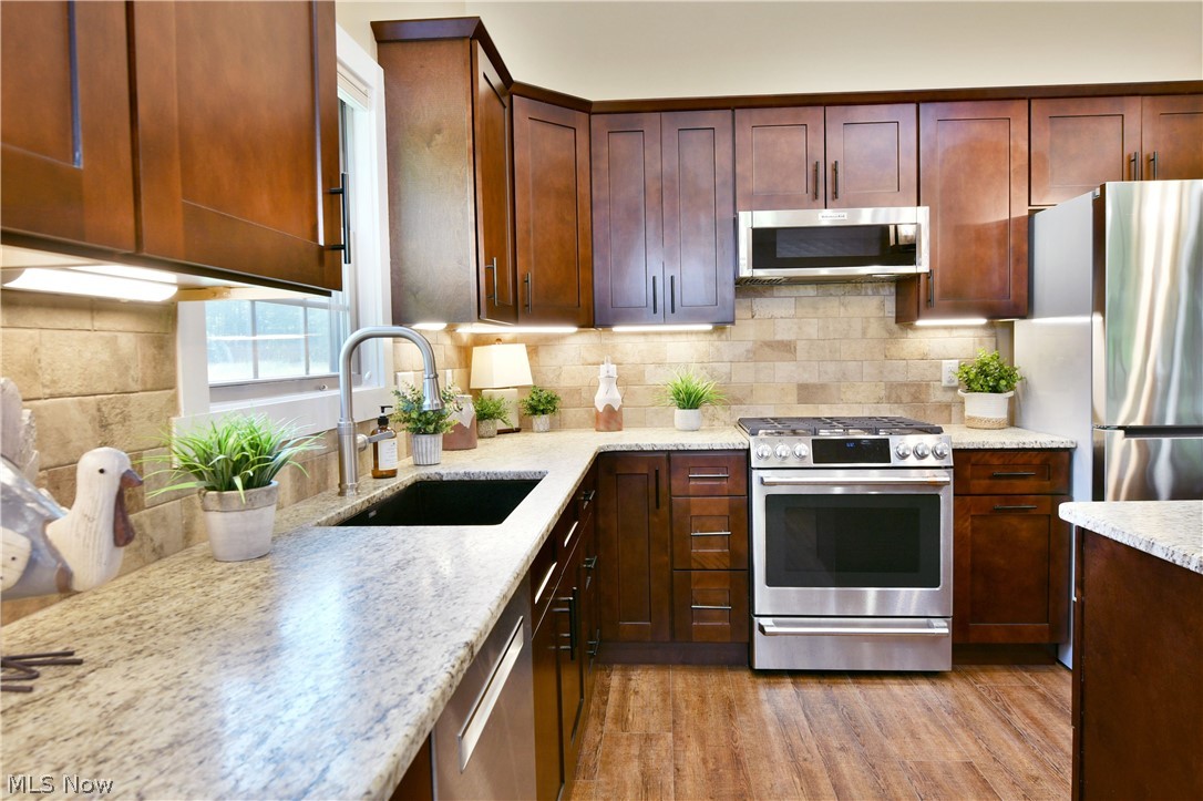 12 Bayview Circle Cortland OH 44410