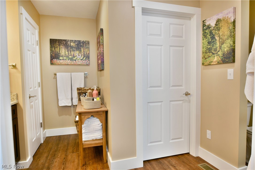 12 Bayview Circle Cortland OH 44410