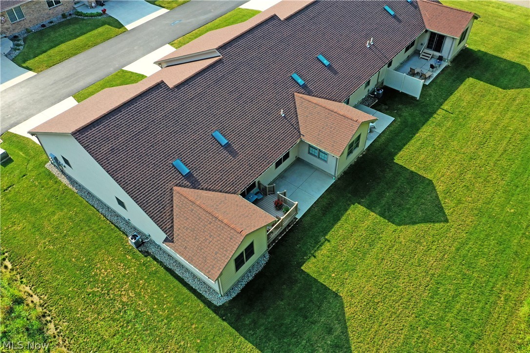 12 Bayview Circle Cortland OH 44410