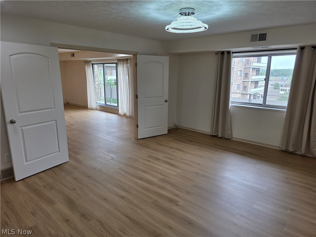 2202 Acacia Park Drive Lyndhurst OH 44124