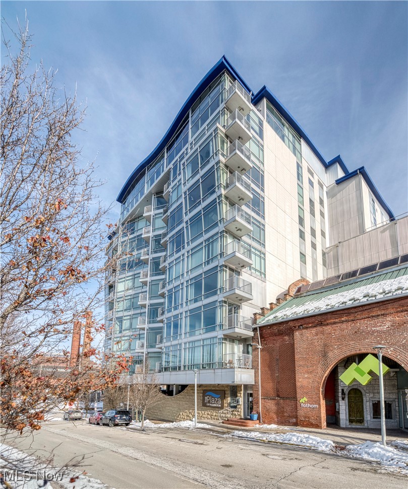 1237 Washington Avenue Cleveland OH 44113