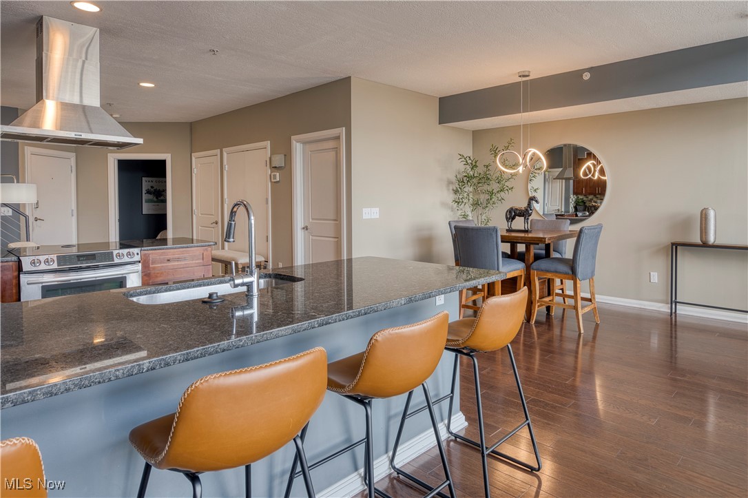 1237 Washington Avenue Cleveland OH 44113