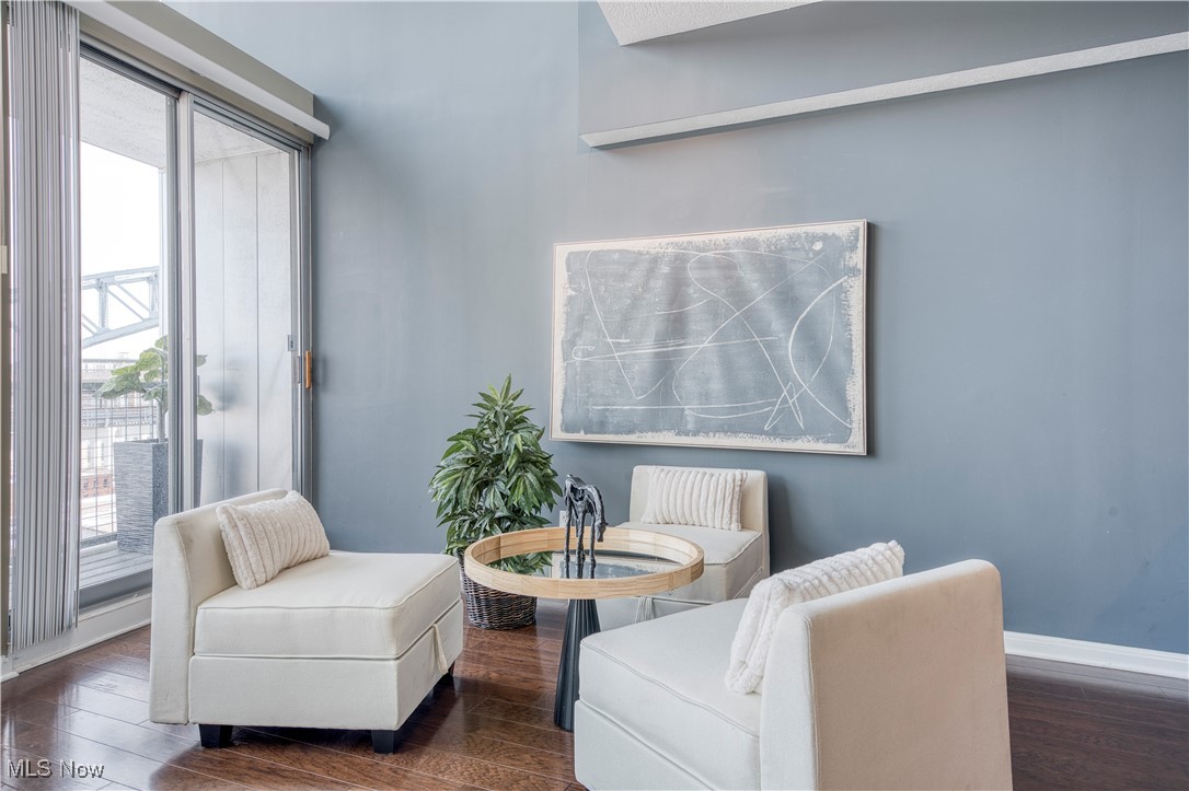 1237 Washington Avenue Cleveland OH 44113