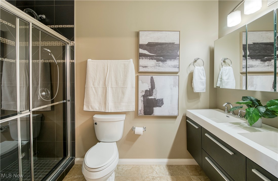 1237 Washington Avenue Cleveland OH 44113