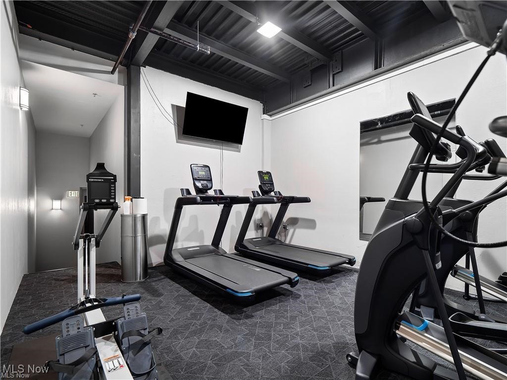 1237 Washington Avenue Cleveland OH 44113