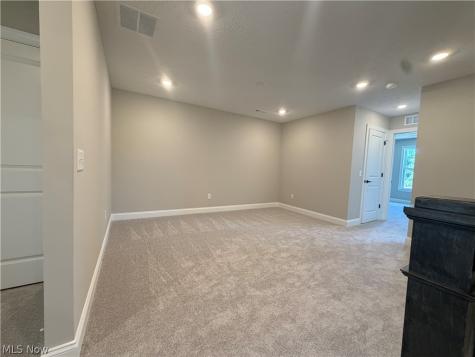 16 Paige Lane Hudson OH 44236