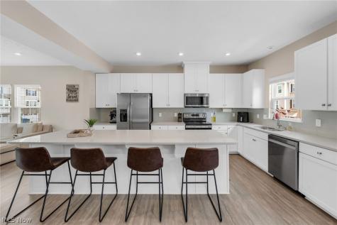 1470 Caymus Court Avon OH 44011