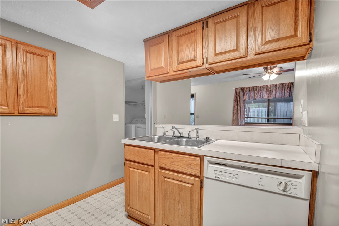 2163 Pinebrook Trail Cuyahoga Falls OH 44223