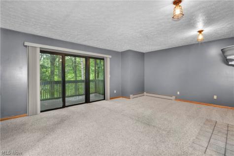 2163 Pinebrook Trail Cuyahoga Falls OH 44223