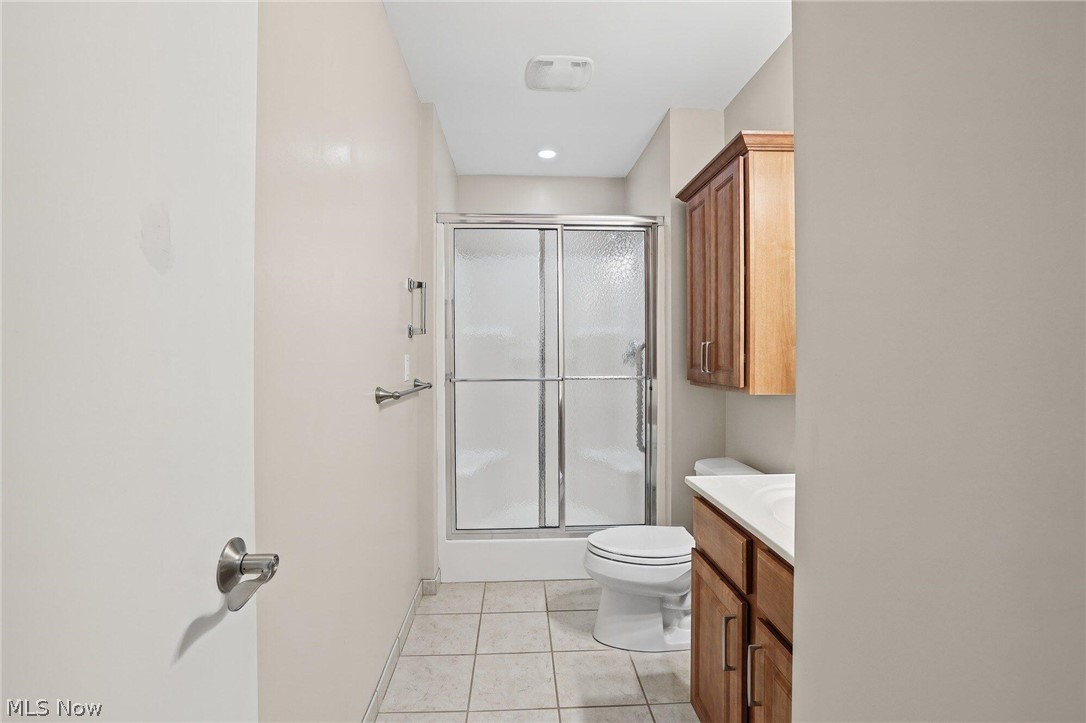 2885 Pease Drive Rocky River OH 44116