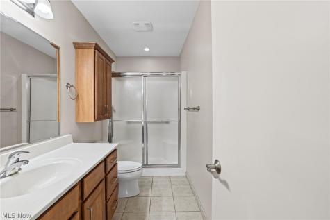 2885 Pease Drive Rocky River OH 44116
