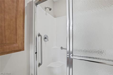 2885 Pease Drive Rocky River OH 44116
