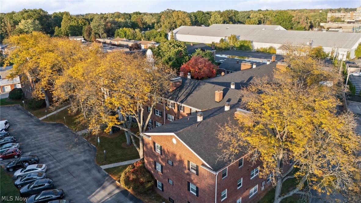 2885 Pease Drive Rocky River OH 44116