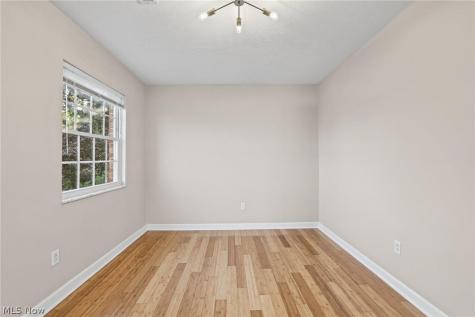 2885 Pease Drive Rocky River OH 44116