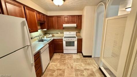 3400 Wooster Road Rocky River OH 44116