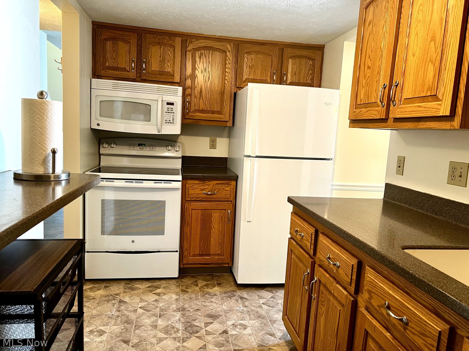 4312 Hyde Park North Olmsted OH 44070