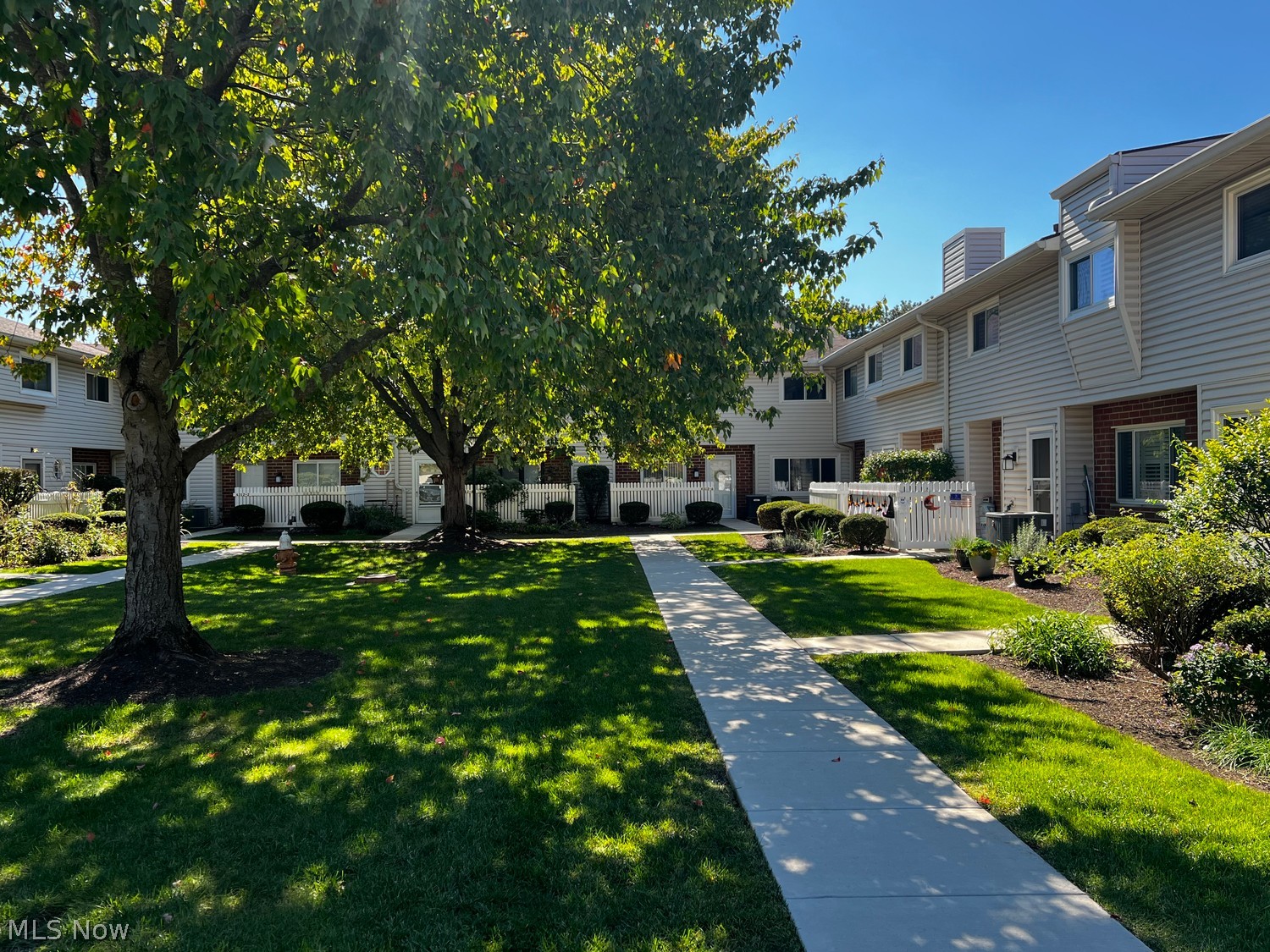 4312 Hyde Park North Olmsted OH 44070