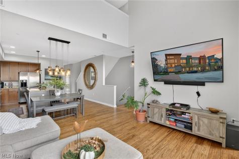 7429 Battery Park Boulevard Cleveland OH 44102