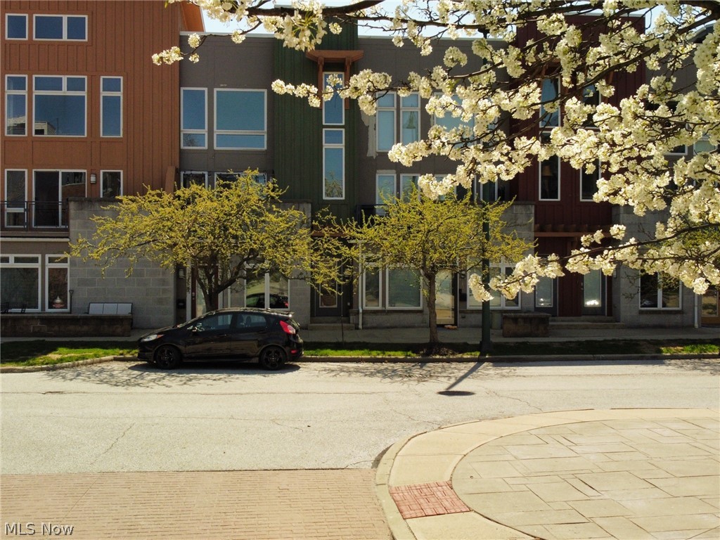 7429 Battery Park Boulevard Cleveland OH 44102
