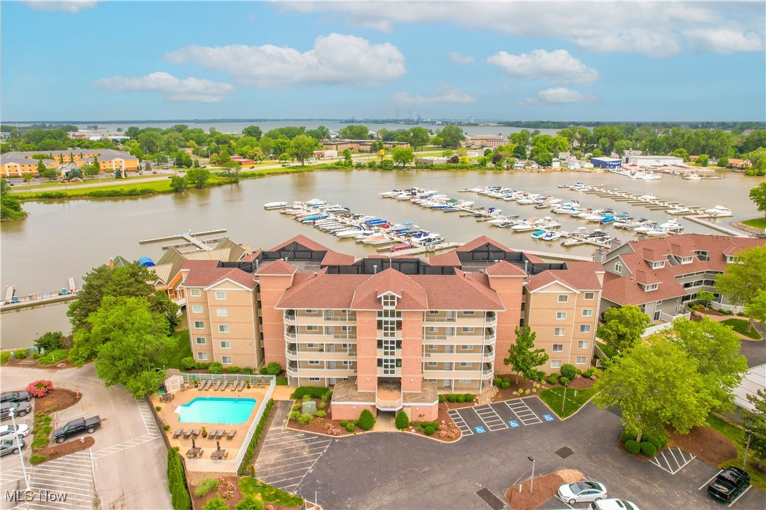 22 Marina Point Drive Sandusky OH 44870