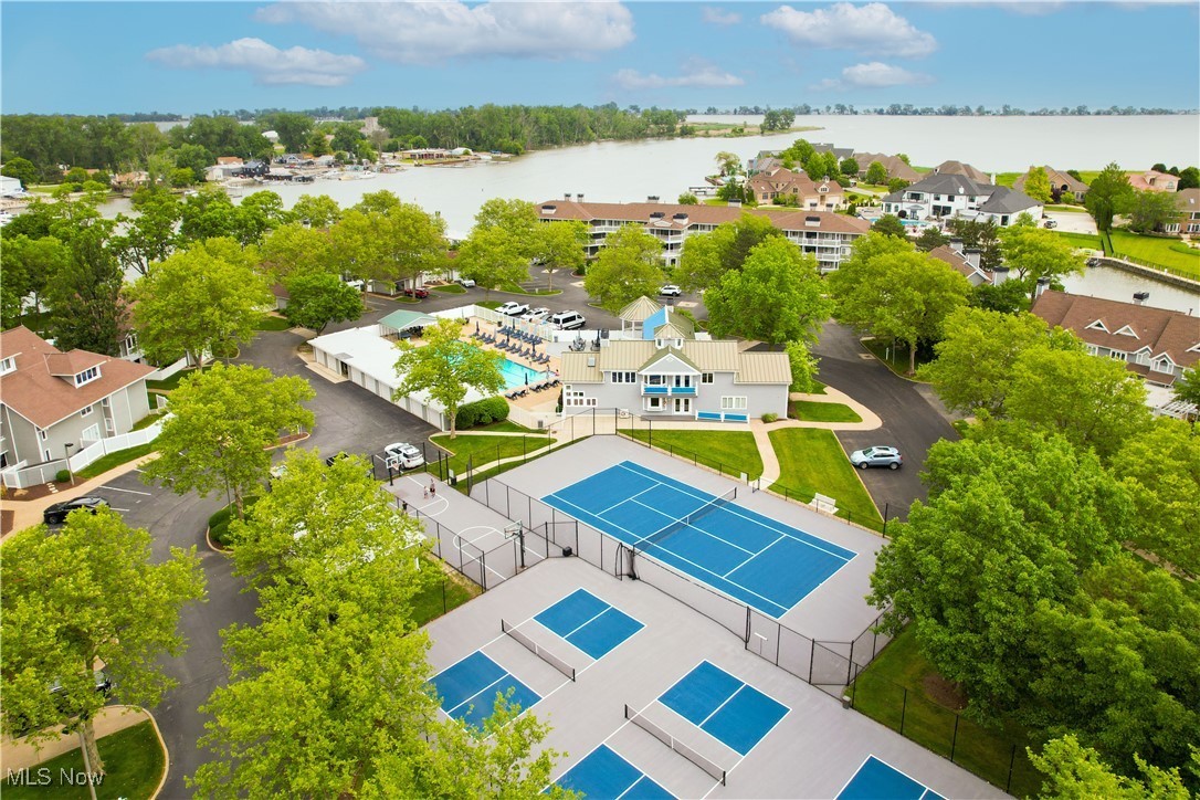 22 Marina Point Drive Sandusky OH 44870