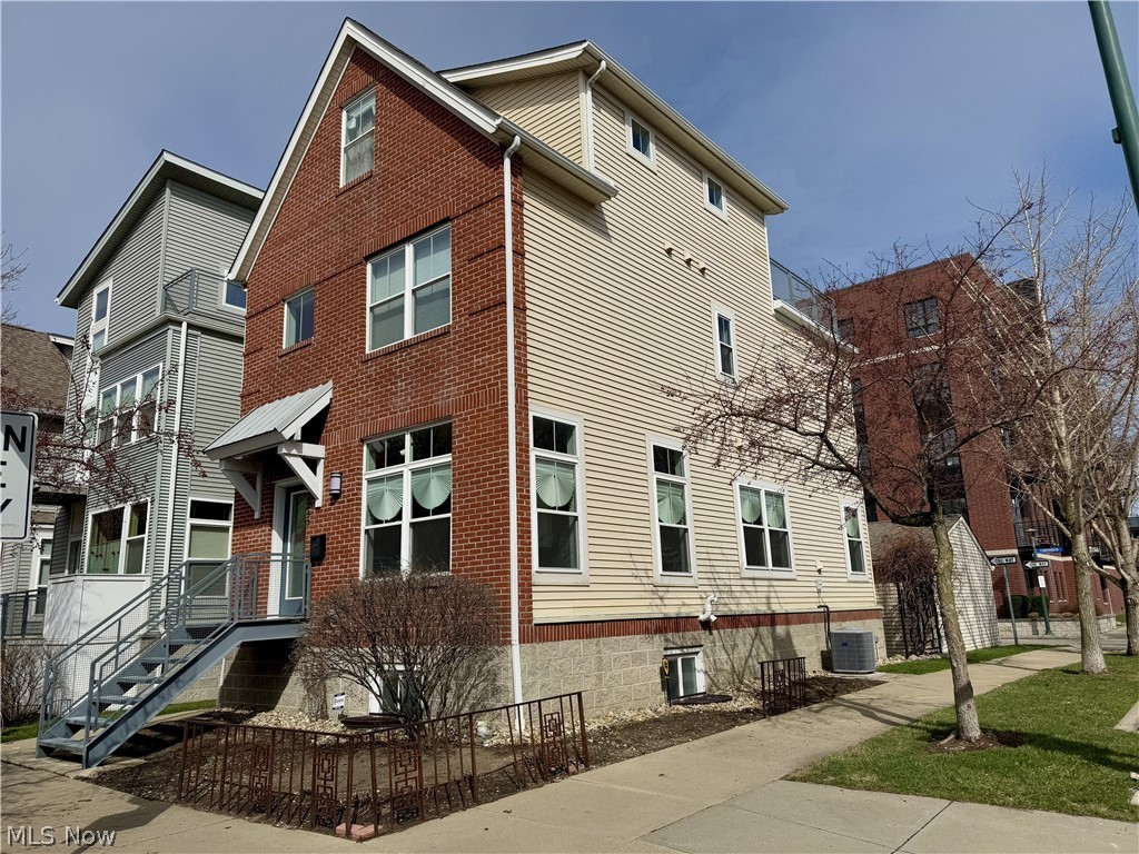 1257 W 76th Street Cleveland OH 44102