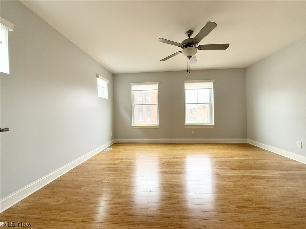 1257 W 76th Street Cleveland OH 44102
