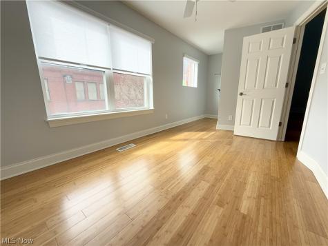 1257 W 76th Street Cleveland OH 44102