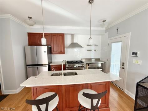 1257 W 76th Street Cleveland OH 44102