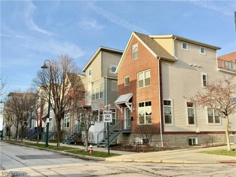 1257 W 76th Street Cleveland OH 44102