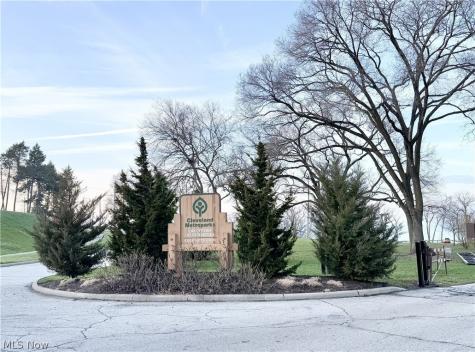 1257 W 76th Street Cleveland OH 44102