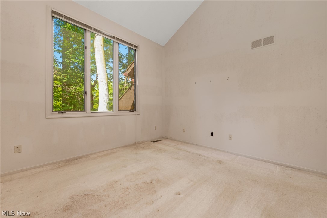 18 Hidden Valley Rocky River OH 44116