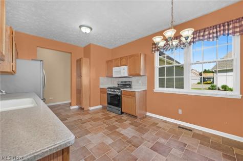 8845 Ashlyn Court Olmsted Falls OH 44138