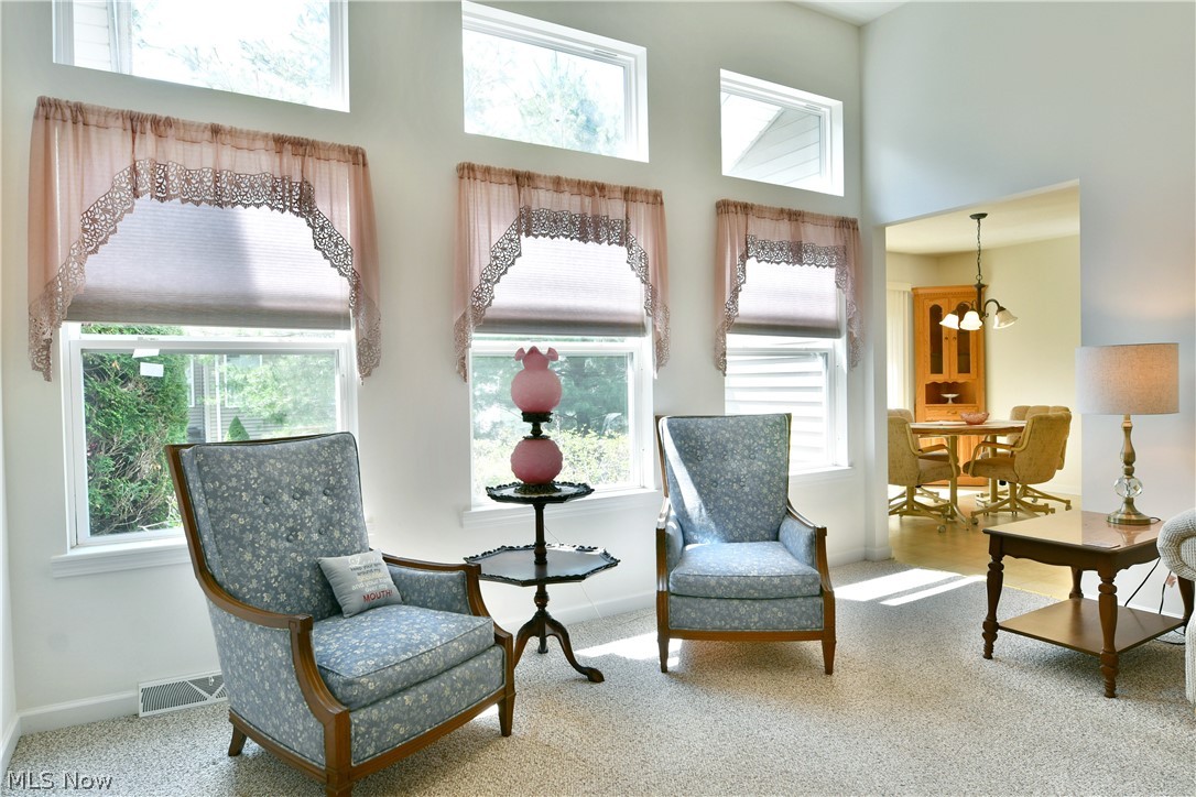 7 Danbury Court NW Warren OH 44481