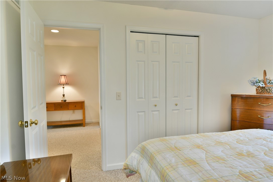 7 Danbury Court NW Warren OH 44481