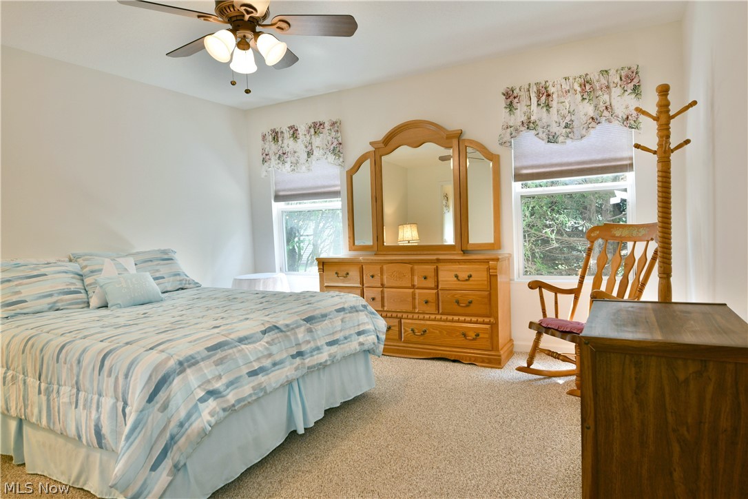 7 Danbury Court NW Warren OH 44481