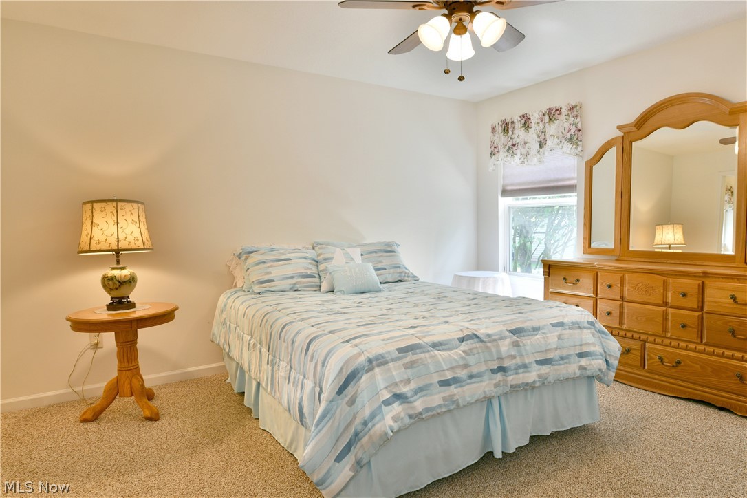 7 Danbury Court NW Warren OH 44481