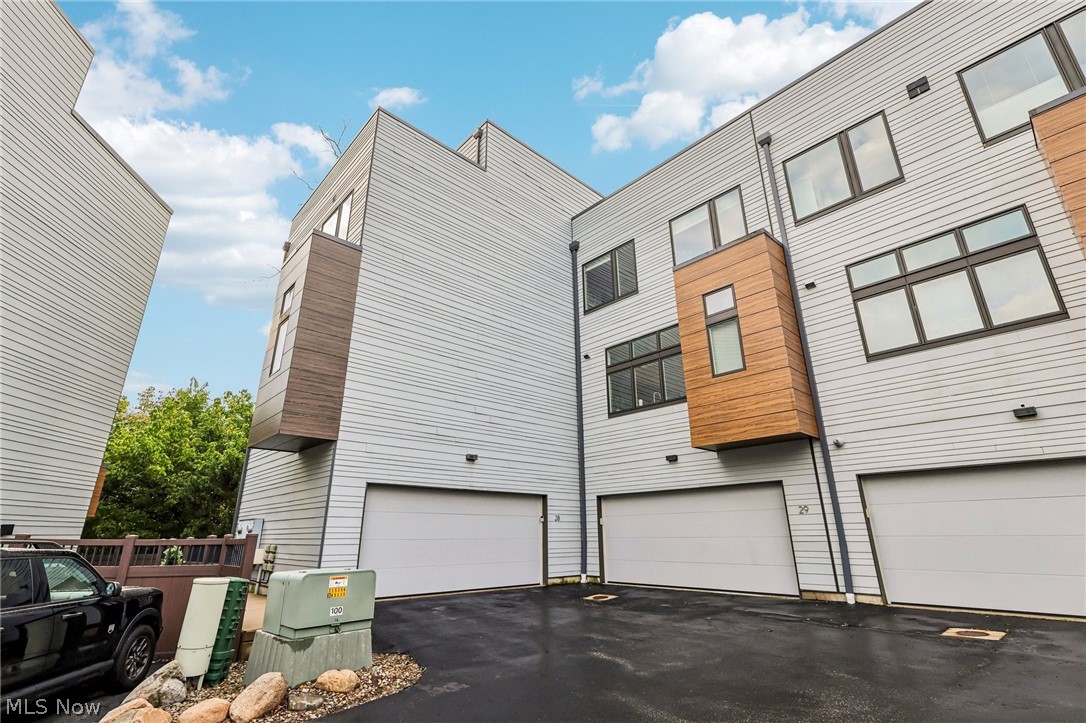 18875 Riversouth Terrace Fairview Park OH 44126