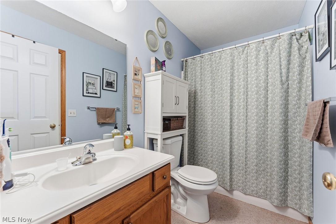 5401 Pebble Creek Lane Perry OH 44077