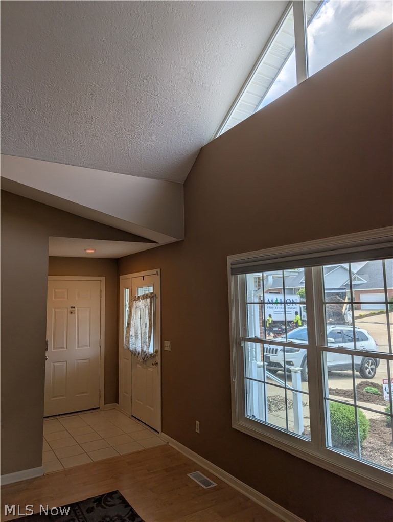 2765 Doral Circle SE Massillon OH 44646