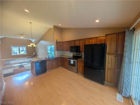 2765 Doral Circle SE Massillon OH 44646