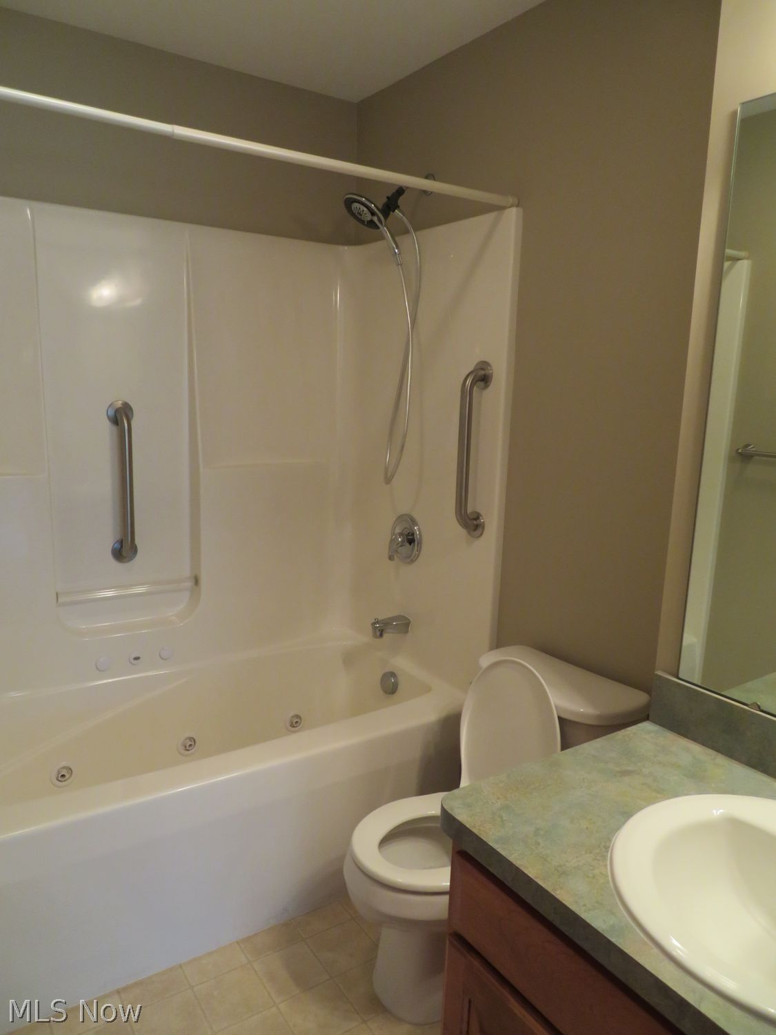 1763 Blackberry Lane Orrville OH 44667