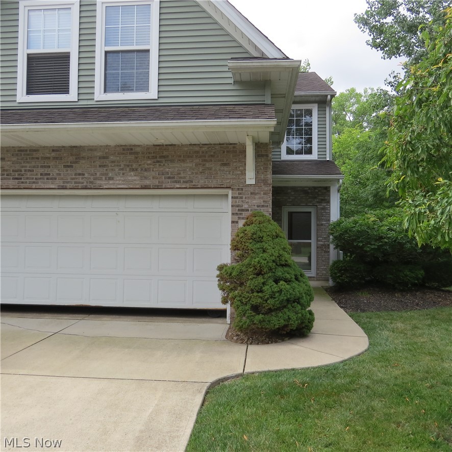 110 Stoneybrook Drive Elyria OH 44035